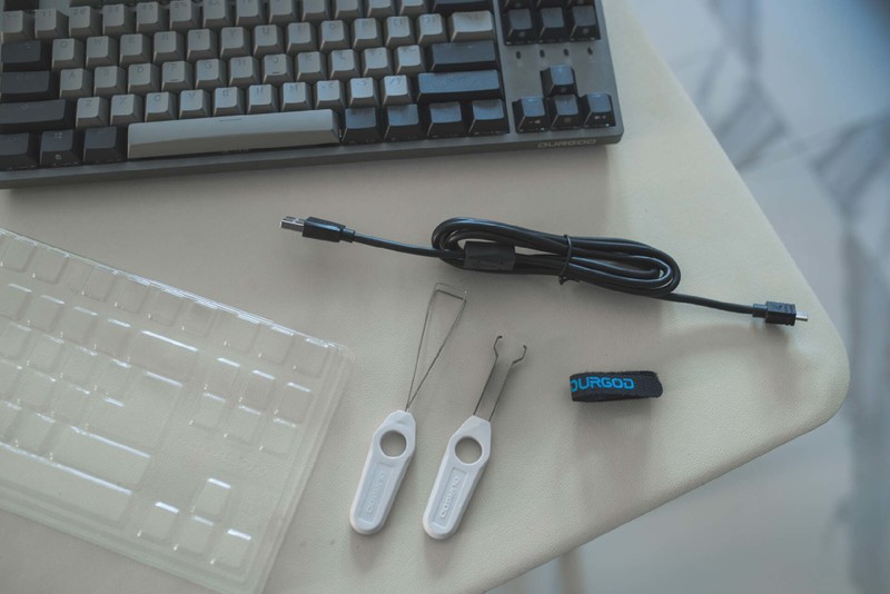 放弃个性，却忠于原味，杜伽K320 V2星光版再续Cherry原厂精髓