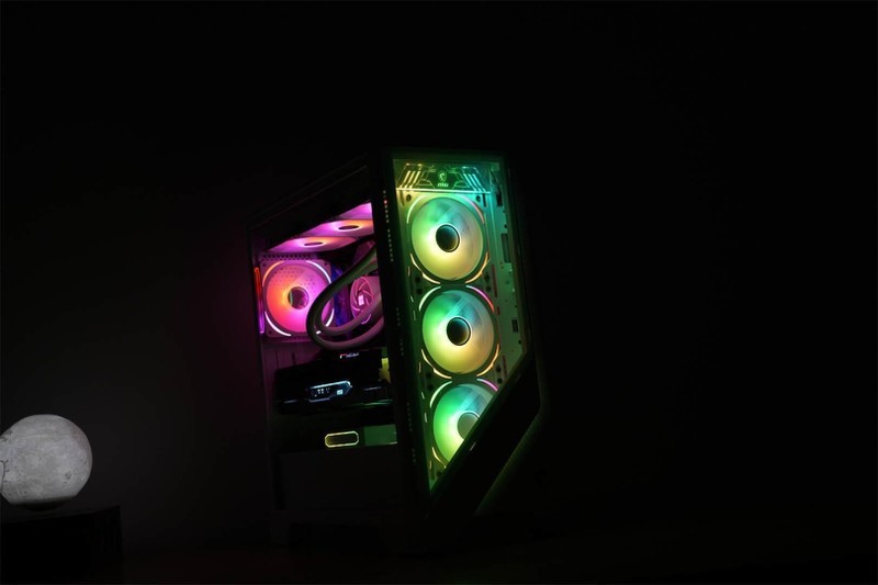 “宙斯降临”，一键掌控电竞世界：微星宙斯盾钛游戏主机分享！