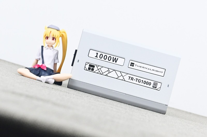 利民TG1000压纹线版金牌全模组电源开箱：线材升级+独特配色