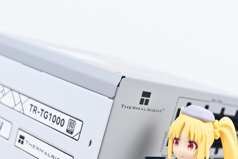 利民TG1000压纹线版金牌全模组电源开箱：线材升级+独特配色