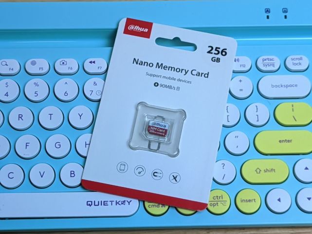 另辟蹊径：一张大华NM存储卡让用了2年的华为老手机再战几年！