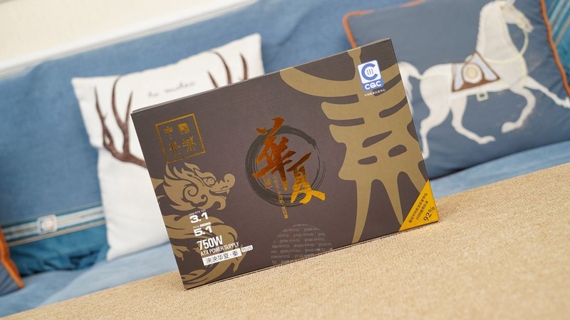 离平民玩家更近一步，影驰 RTX 5060 Ti 圣刃首发评测