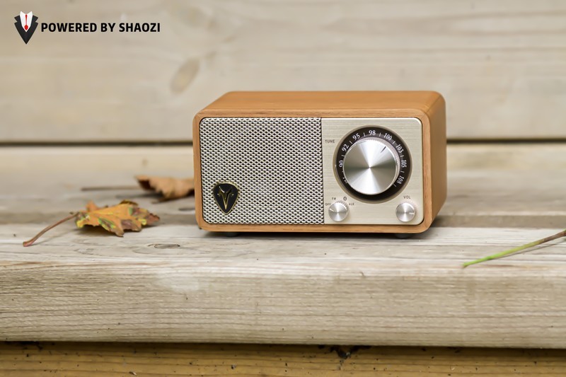 百元迷你小音箱的经典之作，山进M1让古典与科技完美结合