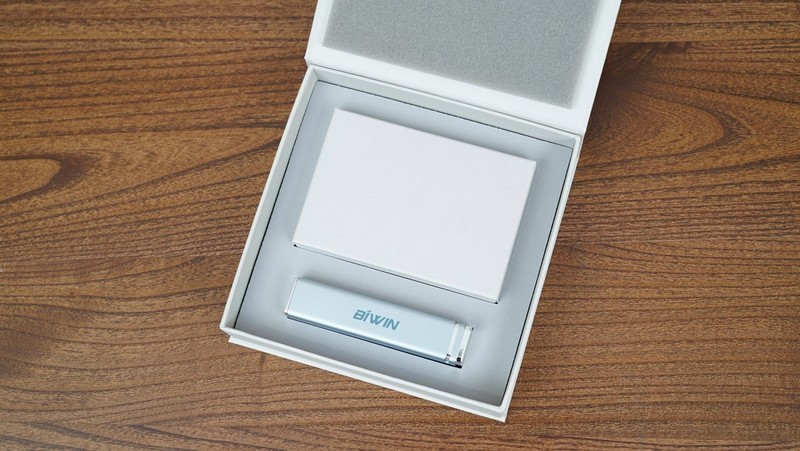 AI助力，高效传输，佰维 PD2000 1TB移动固态硬盘体验分享