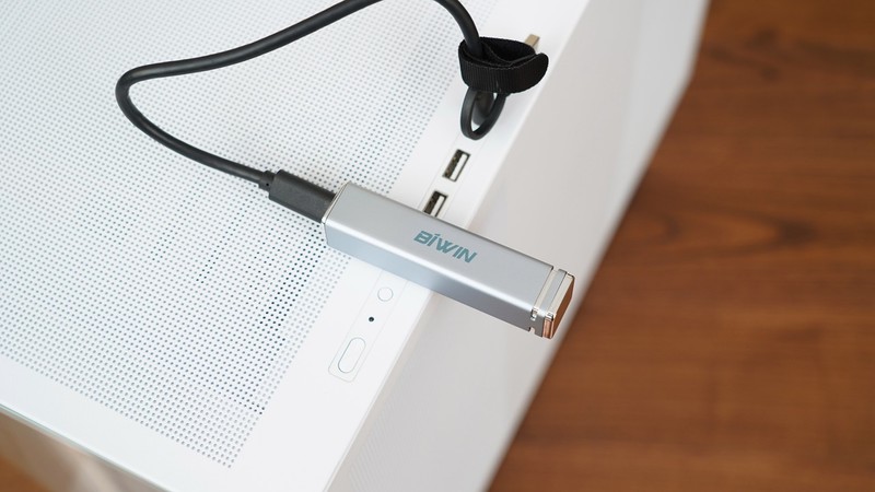 AI助力，高效传输，佰维 PD2000 1TB移动固态硬盘体验分享