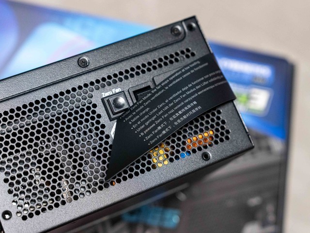 Ready for RTX5090，微星MPG A1000GS PCIE5电源首发分享