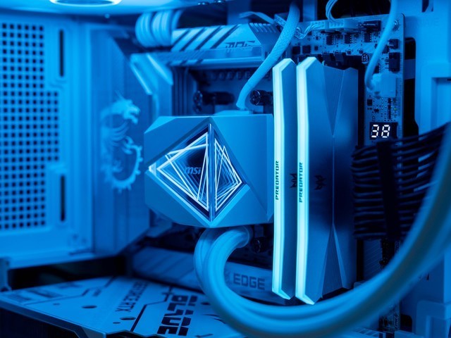 Ready for RTX5090，微星MPG A1000GS PCIE5电源首发分享