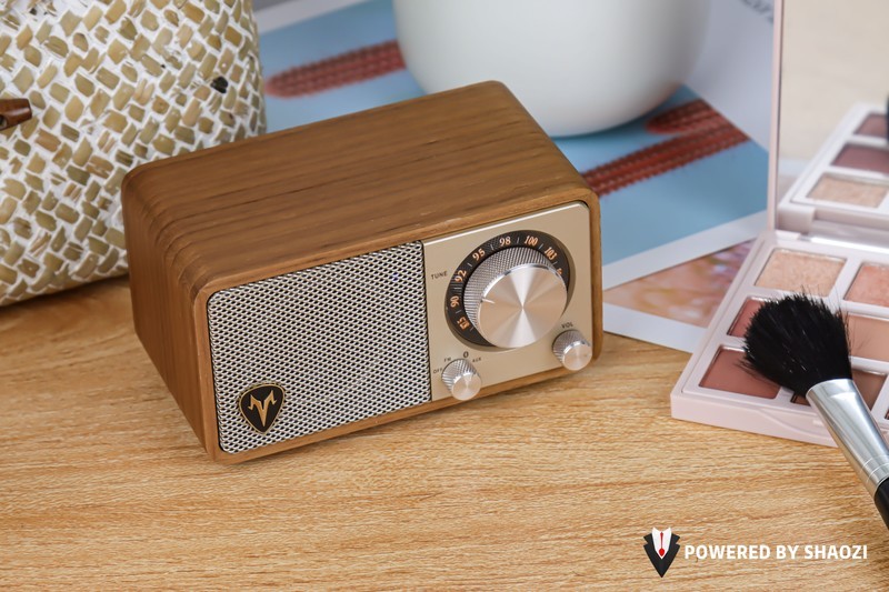 百元迷你小音箱的经典之作，山进M1让古典与科技完美结合