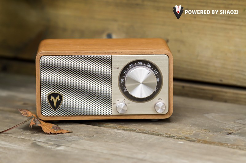 百元迷你小音箱的经典之作，山进M1让古典与科技完美结合