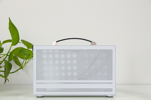 性能直逼两万多元的MacBook Pro，打造可以横着走的“小钢炮”