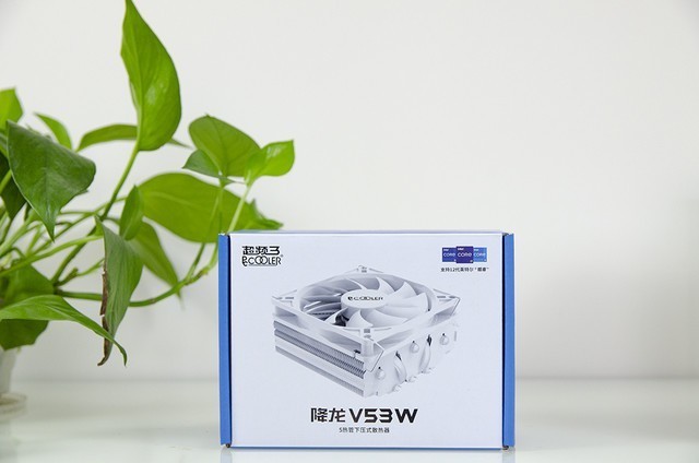 性能直逼两万多元的MacBook Pro，打造可以横着走的“小钢炮”