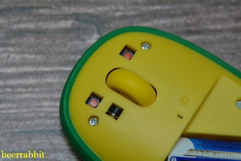 陪着你看世界杯---雷柏M650多模无线鼠标球迷节日版分享