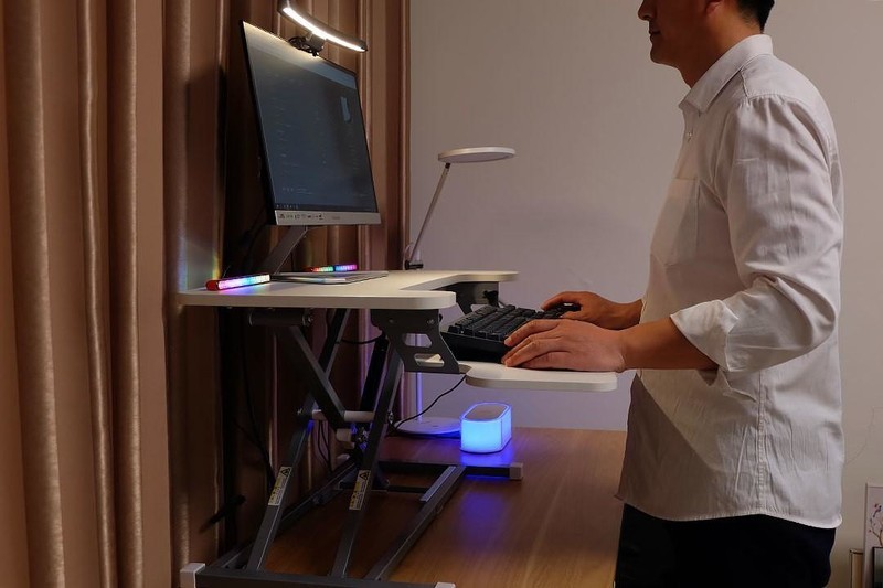 可站、可坐，乐歌升降台MX1专为用户健康着想