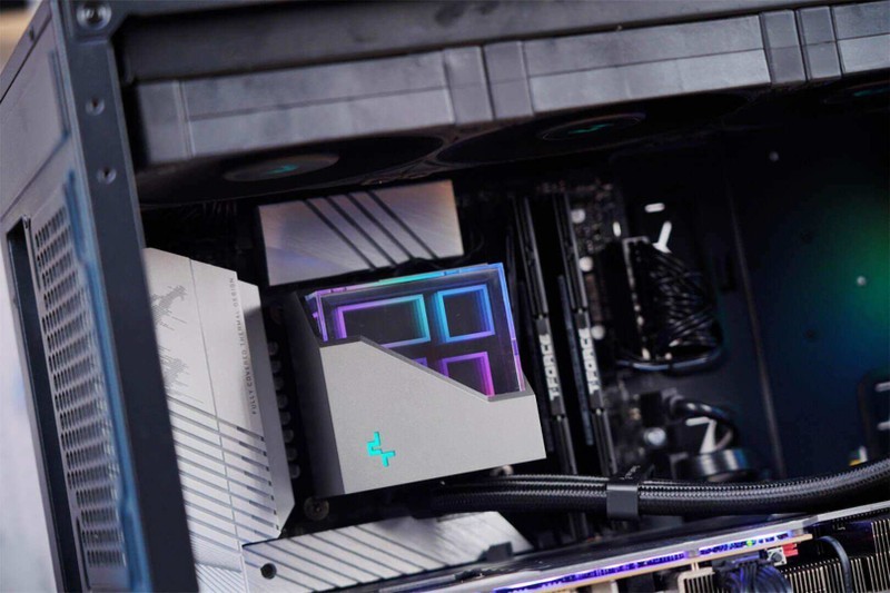 去淄博吃烧烤，还是更新自己的电脑，技嘉B760M小雕WIFI领衔走起