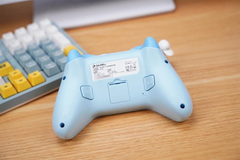 高颜值，高性能，达尔优&三丽鸥联名版玉桂狗手柄使用分享！