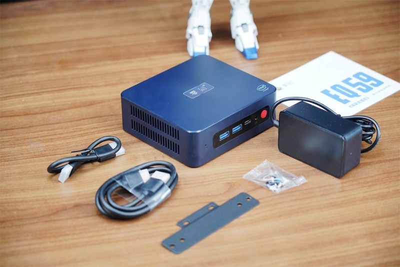 售价不足千元，可以完全替代老式电脑主机，这款迷你主机效果不错