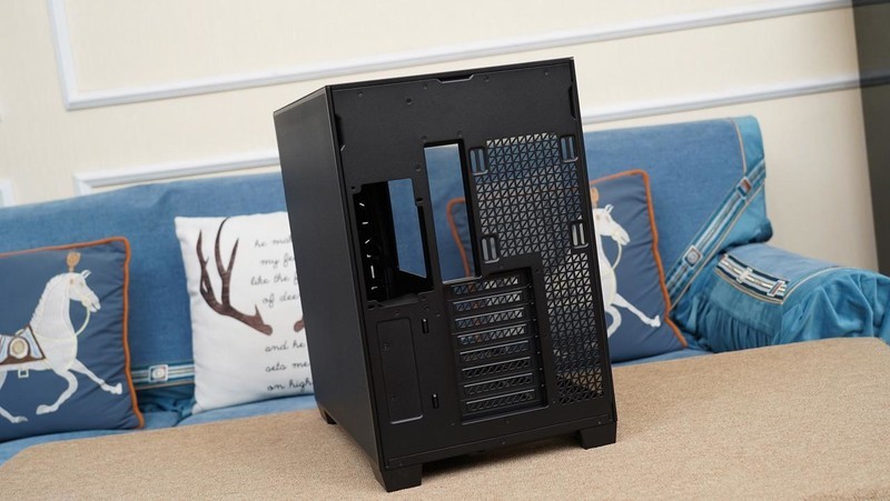 能装+散热好才是王道，安钛克星际C8海景房机箱体验分享