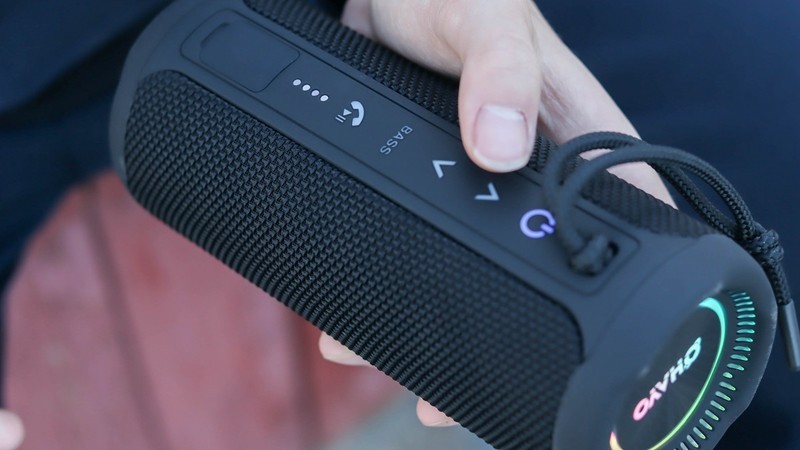 颜值音质都在线，还有ip7防水！这款百元级便携蓝牙音箱别错过！