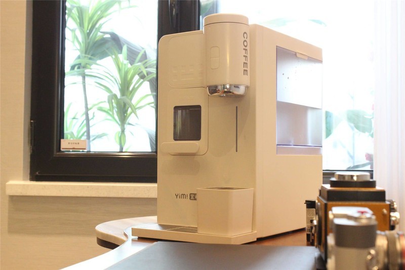 冰咖啡的快乐，从拥有宜米咖啡制冰饮水机开始