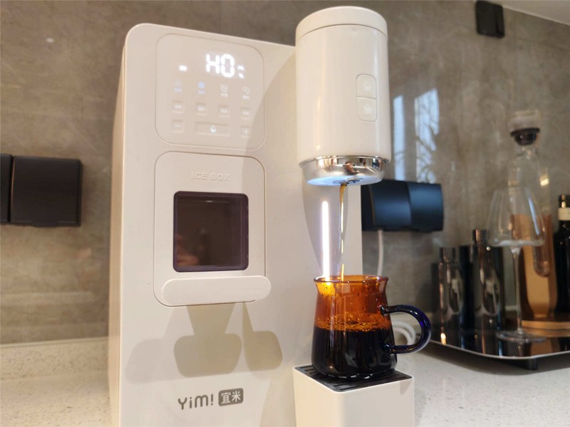 冰咖啡的快乐，从拥有宜米咖啡制冰饮水机开始