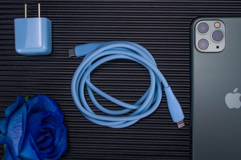 像个大号骰子，电小酷的这个充电器套装，好看又好用