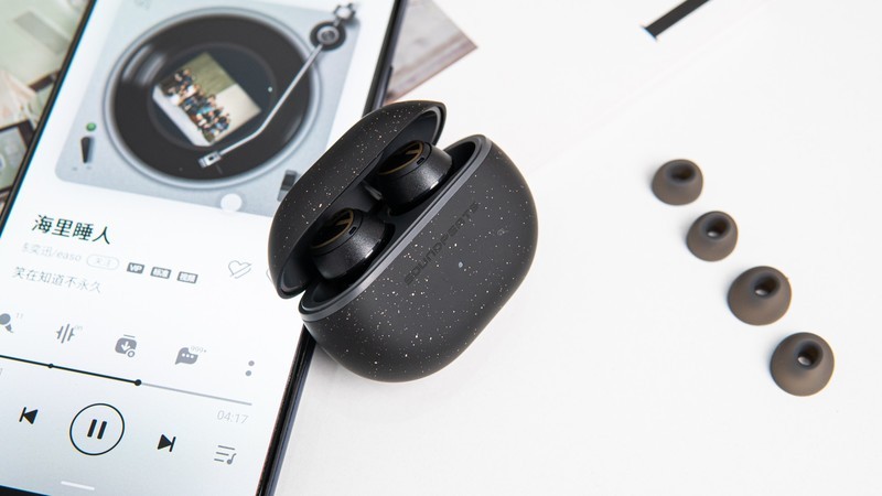 很小但也很强，泥炭Mini Pro HS