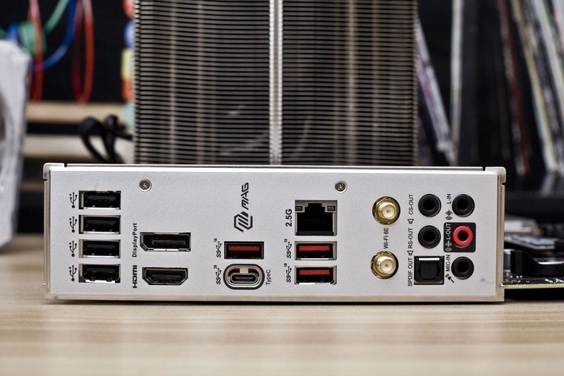 有史以来上最强256-bit显卡？来看影驰RTX 4080 16G星曜OC体验