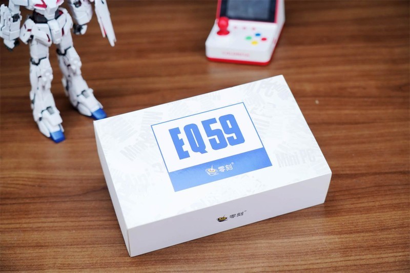 售价不足千元，可以完全替代老式电脑主机，这款迷你主机效果不错