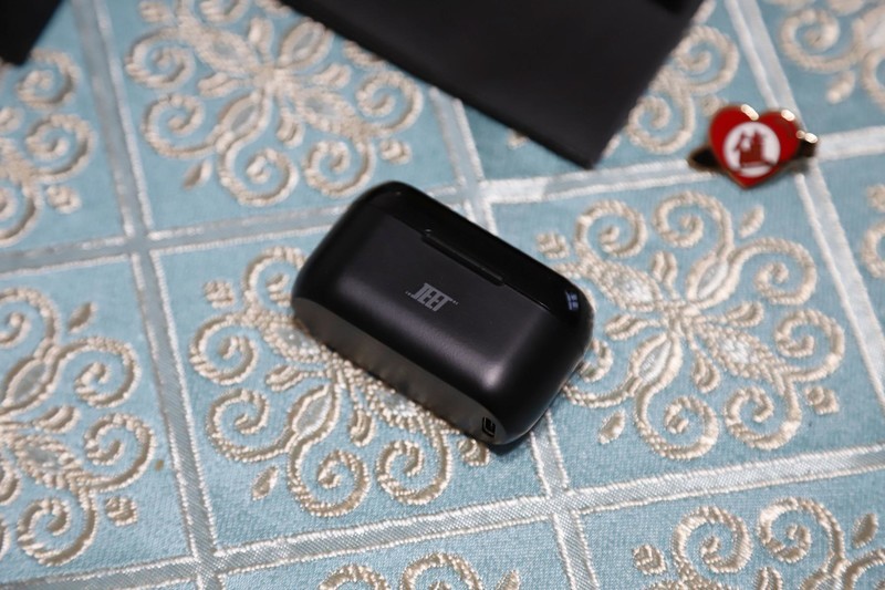 全频动铁，声声入耳，JEET Air Plus真无线蓝牙耳机开箱评测