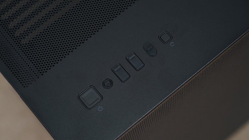 能装+散热好才是王道，安钛克星际C8海景房机箱体验分享