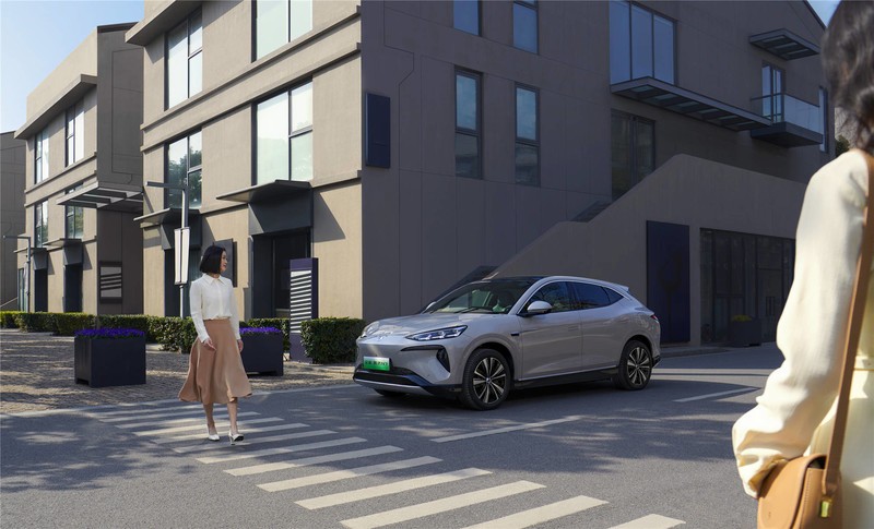 全新腾势N7上市即王炸，23.98万起，豪华纯电SUV价格战正式打响！