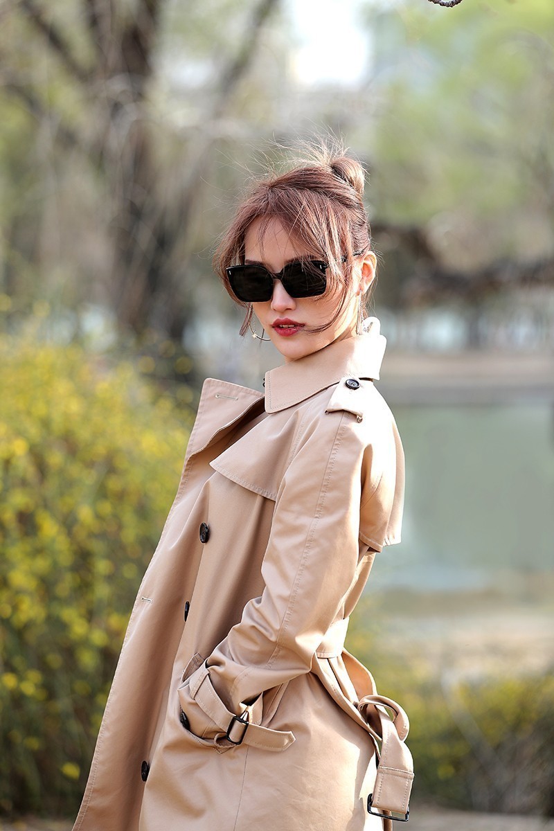 有一点酷酷的女孩