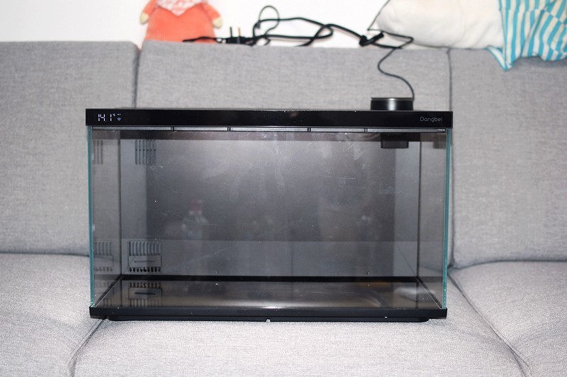 让智能养鱼变得如此简单 当贝智能鱼缸 1 Ultra