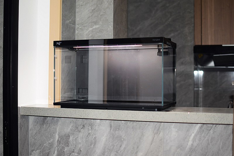 让智能养鱼变得如此简单 当贝智能鱼缸 1 Ultra