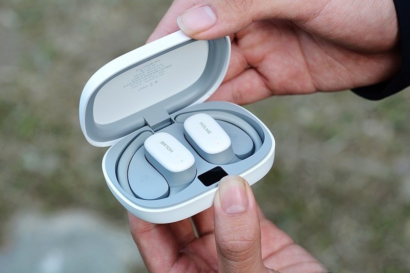 超高性价比开放式耳机虹觅HOLME Olite，戴上他踏上拼搏征程