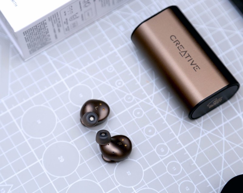 真无线真主动降噪，入手创新Outlier Pro有感