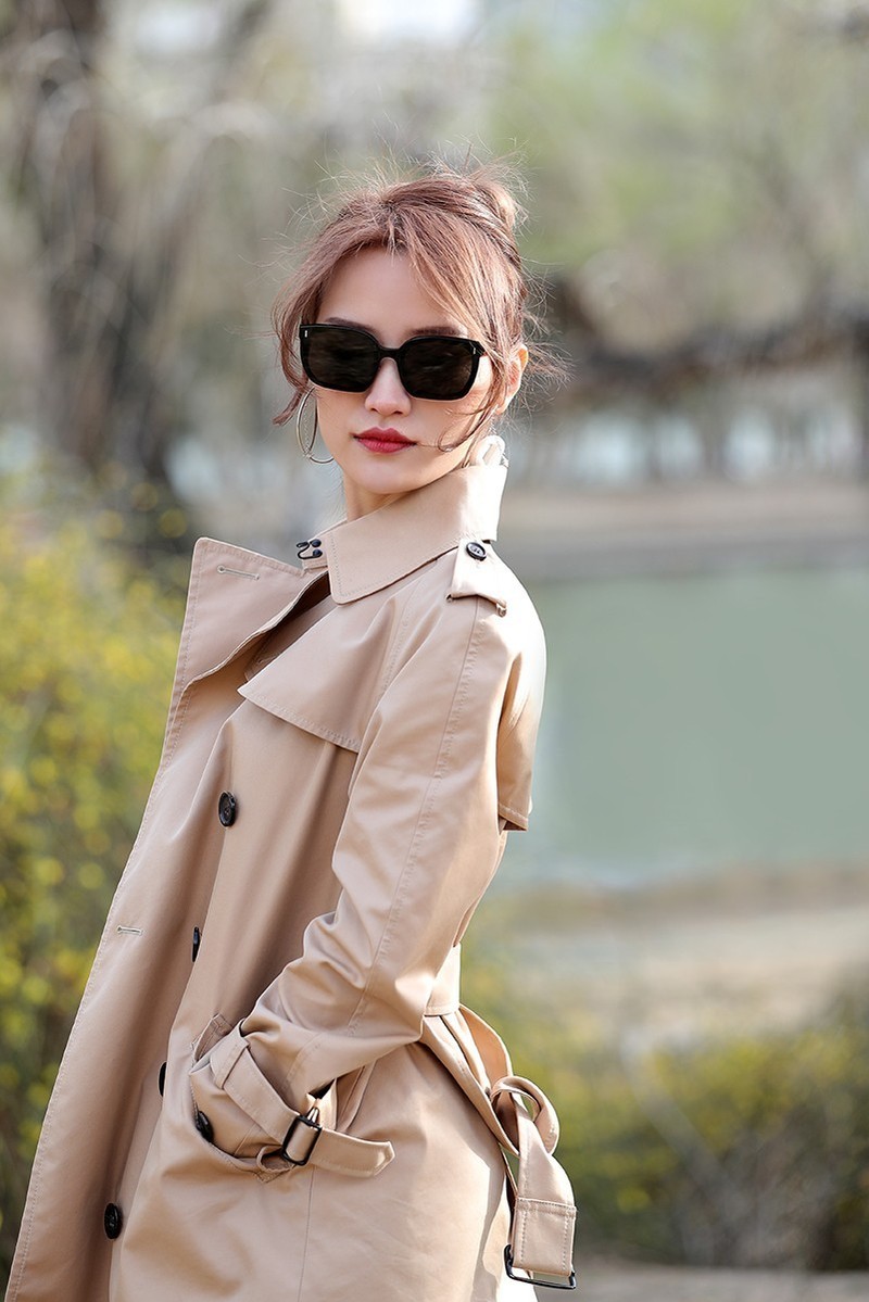 有一点酷酷的女孩