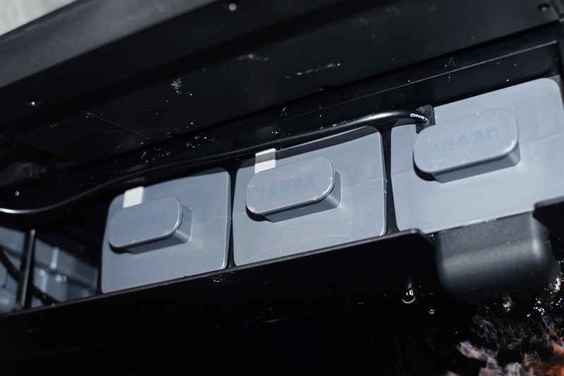 让智能养鱼变得如此简单 当贝智能鱼缸 1 Ultra