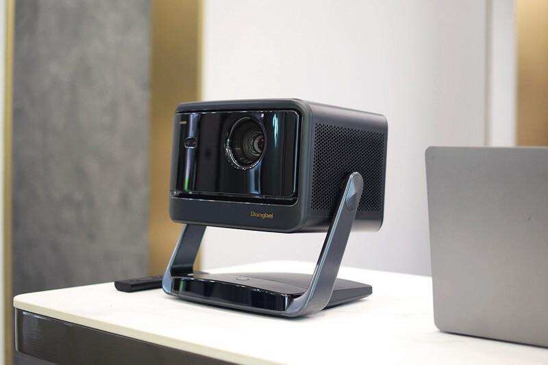 开启家用投影3.0时代 当贝X5S高亮激光云台投影仪 真正高清家庭影院