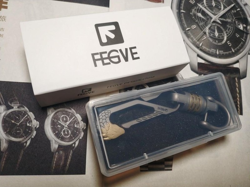 匠心雕琢的灵动守护：fegve 小白龙钥匙扣