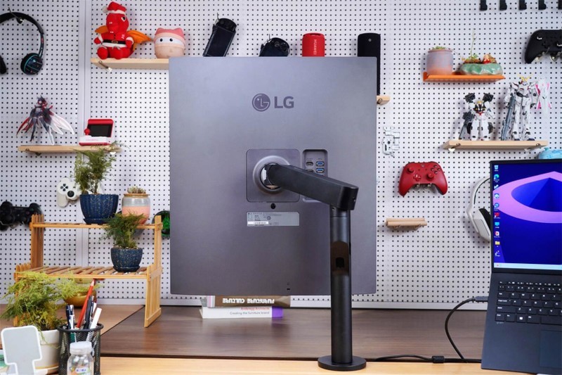 16:18魔方屏设计，完美解决办公痛点，LG 28MQ780值得你拥有！