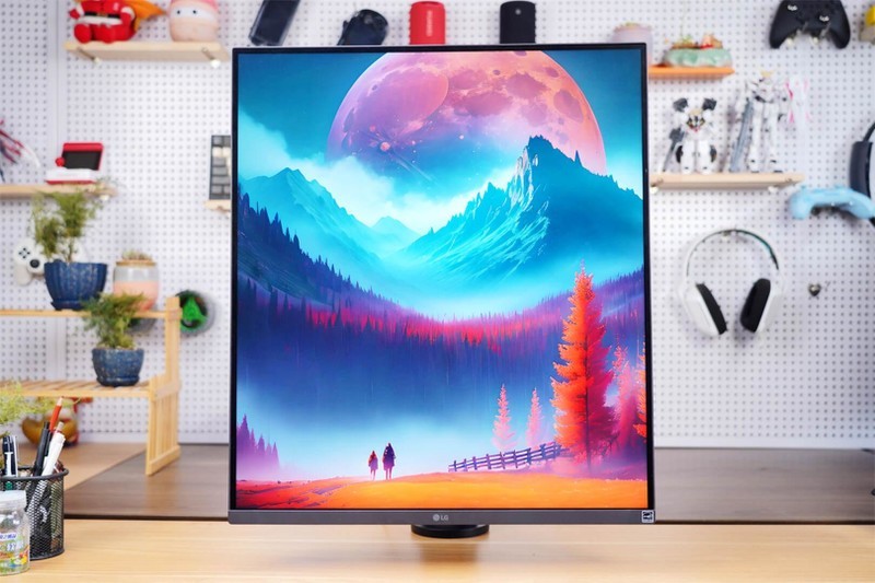 16:18魔方屏设计，完美解决办公痛点，LG 28MQ780值得你拥有！