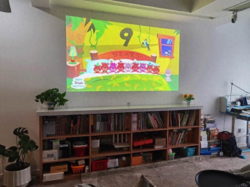 开启家用投影3.0时代 当贝X5S高亮激光云台投影仪 真正高清家庭影院