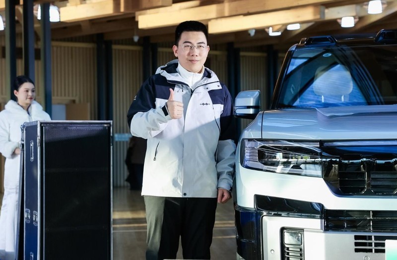 国货旗舰，方程豹豹8正式上市 太原首批车主现场获新车交付