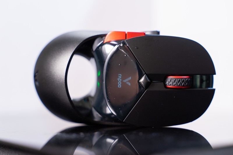 599的品质，299的价格，这款双模无线鼠标真赛博朋克