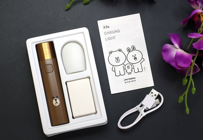 驱散黑暗，补充电量，素乐布朗熊款便携充电宝+小手电