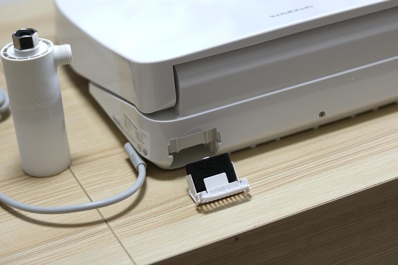 小米生态链智能马桶盖，自动感应多种洗护模式，实测真的好用吗？