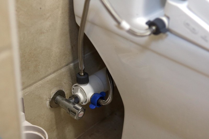 小米生态链智能马桶盖，自动感应多种洗护模式，实测真的好用吗？