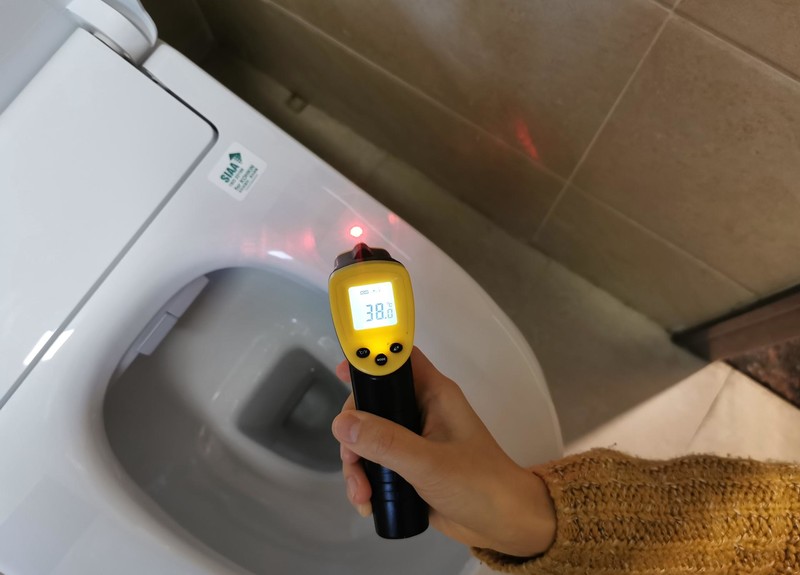 小米生态链智能马桶盖，自动感应多种洗护模式，实测真的好用吗？