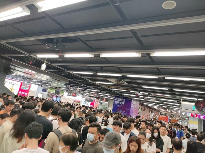 科唛、西圣、浩瀚无线麦克风谁更出色？科唛、西圣领夹麦克风对比